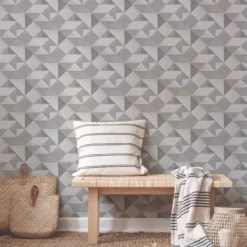 GoodHome Bretby Grey Geometric Metallic Effect Smooth Wallpaper -Home Paint Shop goodhome bretby grey geometric metallic effect smooth wallpaper5059340410494 21i bq